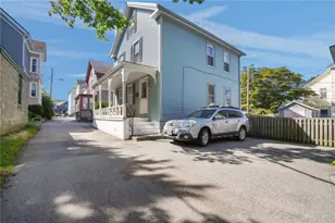 2 Channing Pl, Newport, RI 02840 - Photo 1
