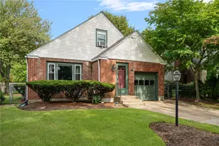 31 Todd St, Warwick, RI 02888 - Photo 1