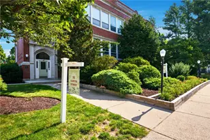 15 Curtis St, Cranston, RI 02920 - Photo 1