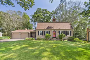 40 Oak Hill Rd, South Kingstown, RI 02879 - Photo 1
