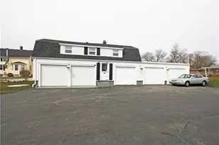 563 Aquidneck Ave, Middletown, RI 02842 - Photo 1