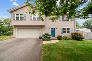 19 Desmar Ct, Warwick, RI 02889 - Photo 1