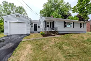 8 Barnes St, Smithfield, RI 02828 - Photo 1