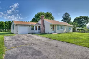 26 Central Ave, Warren, RI 02885 - Photo 1