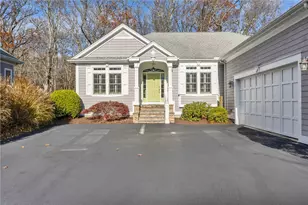 75 Frybrook Dr, East Greenwich, RI 02818 - Photo 1