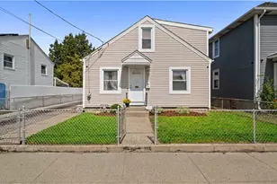 250 Benefit St, Pawtucket, RI 02861 - Photo 1