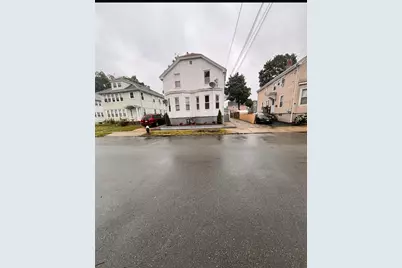 19 Rounds Avenue, Providence, RI 02908 - Photo 1