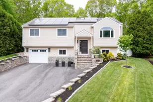 26 Ivy Hollow Ct, Cranston, RI 02921 - Photo 1