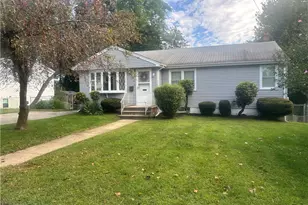 55 Flanders St, Johnston, RI 02919 - Photo 1