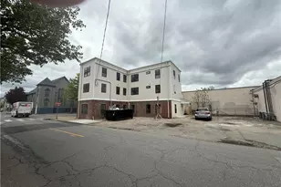 531 Smith St, Providence, RI 02908 - Photo 1