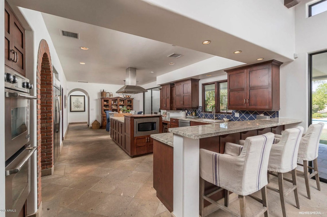 6700 E Meadowlark Ln, Scottsdale, AZ 85253