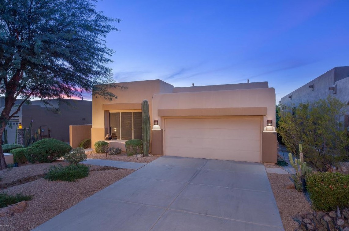 9562 E Chuckwagon Ln, Scottsdale, AZ 85262