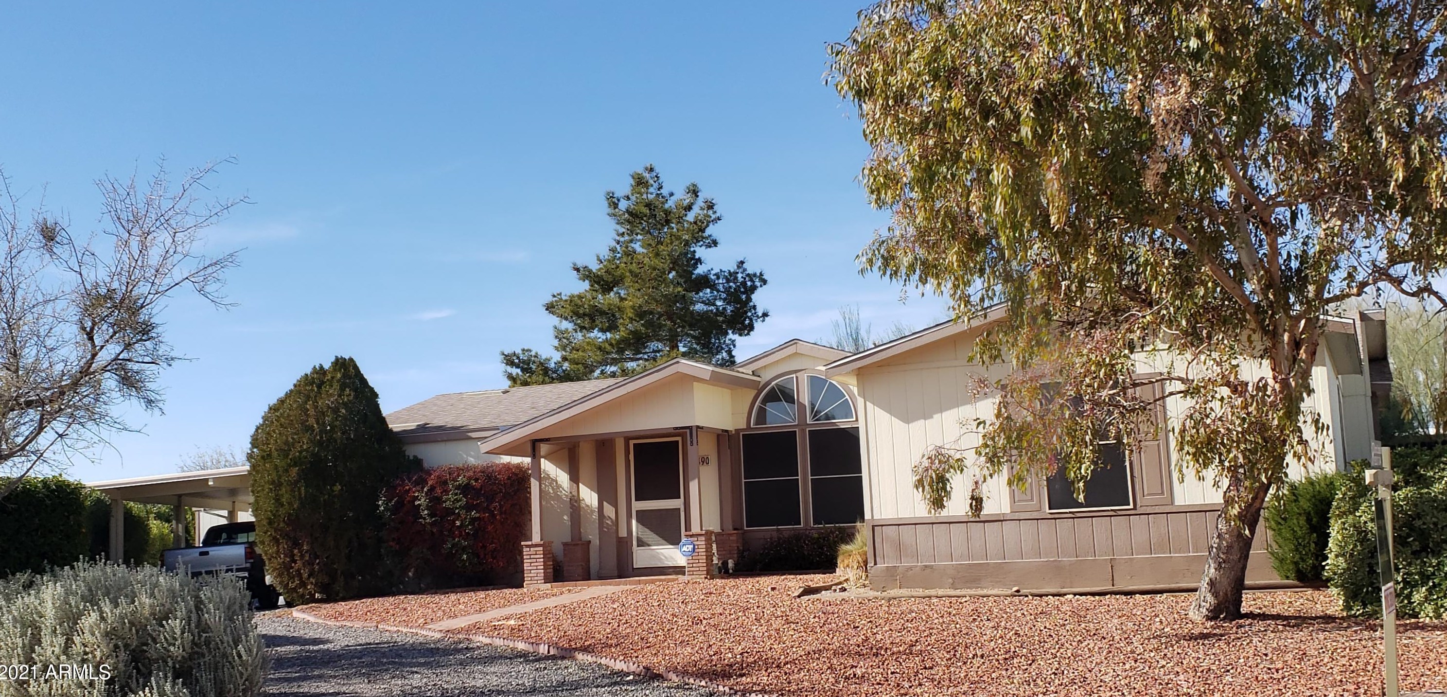 490 Smoketree St, Wickenburg, AZ 85390-1130