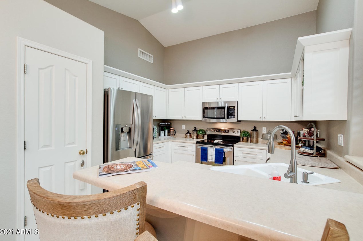 4418 Rowel Rd, Phoenix AZ 85083-1212 exterior