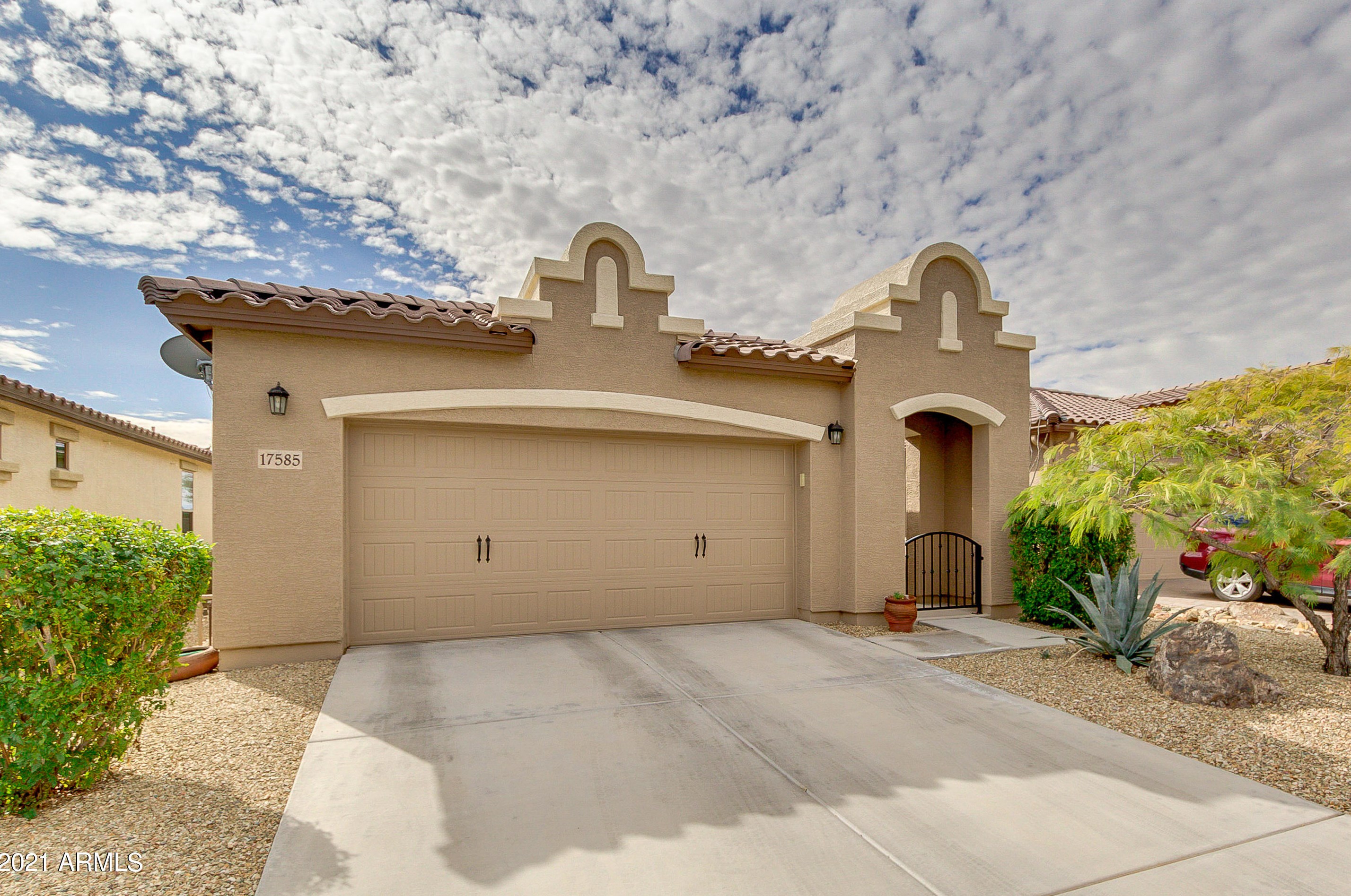 17585 Cedarwood Ln, Goodyear, AZ 85338-7732