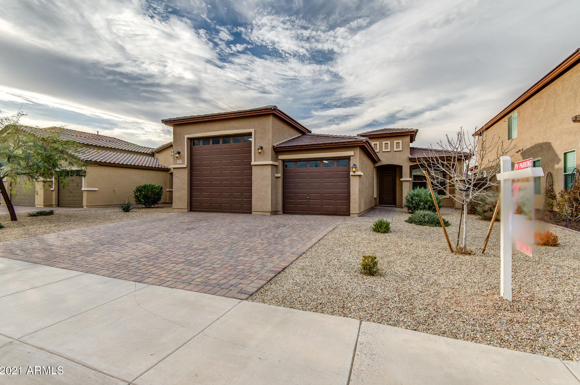 25710 Cinch Dr, Peoria, AZ 85345-3523