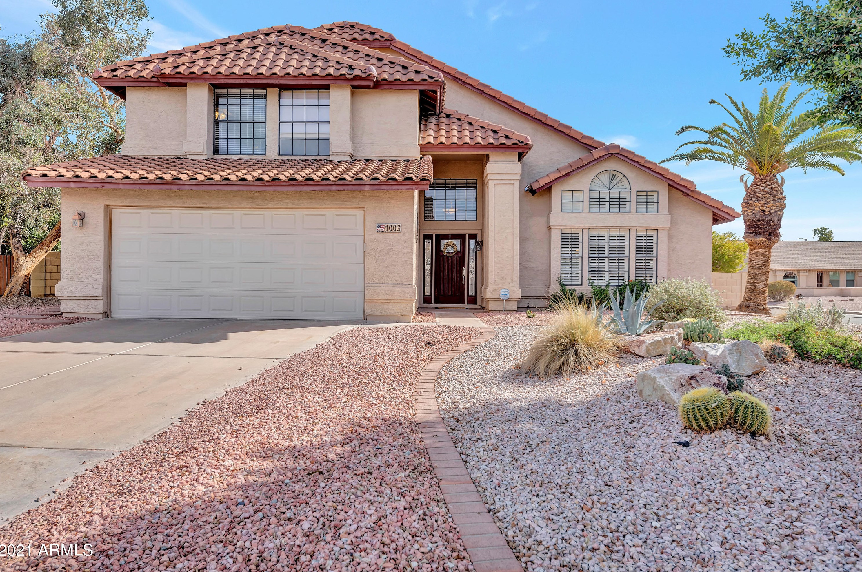 1003 Sunview Cir, Mesa, AZ 85205-5536