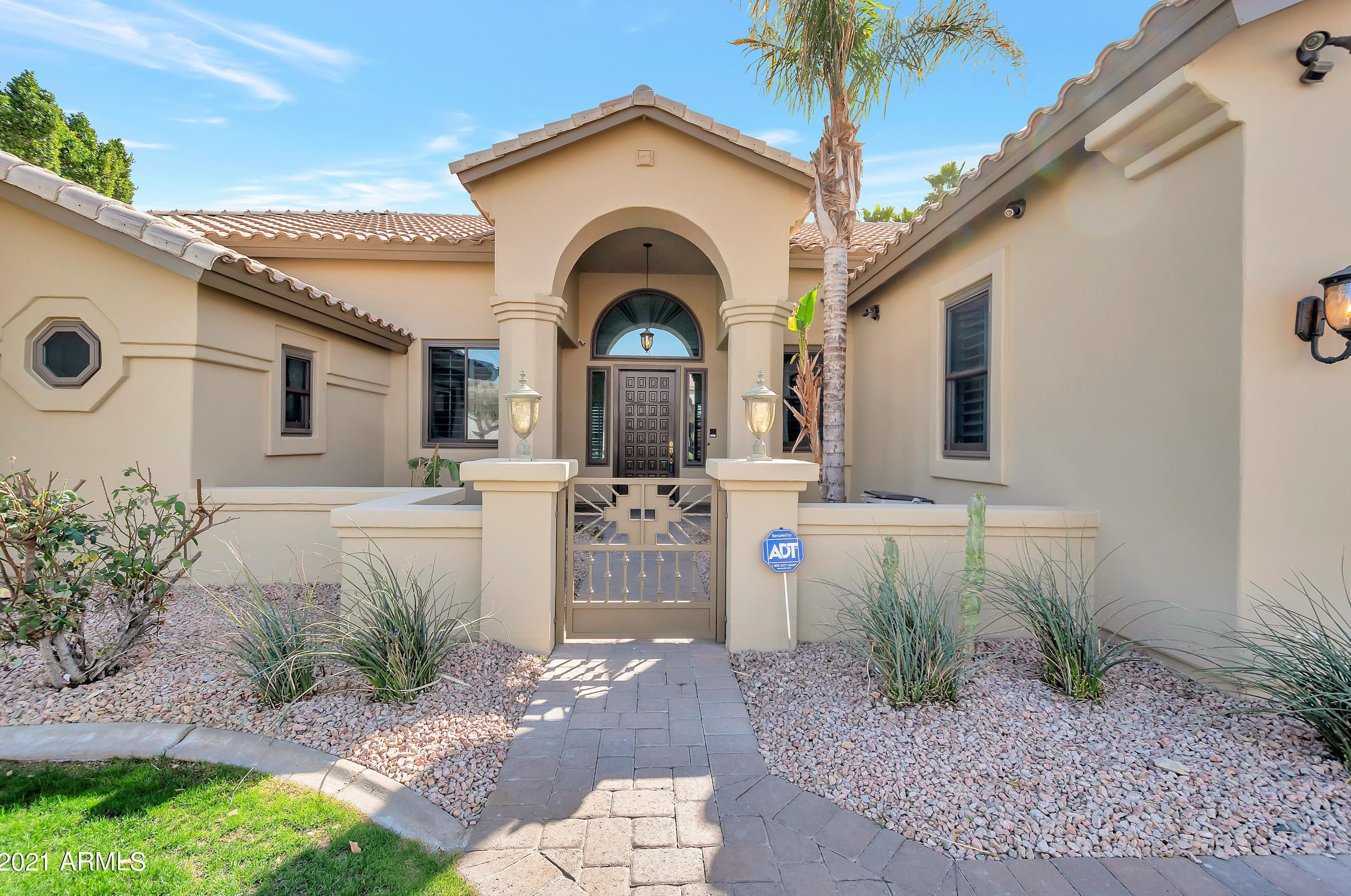 3039 Rock Wren Rd, Phoenix, AZ