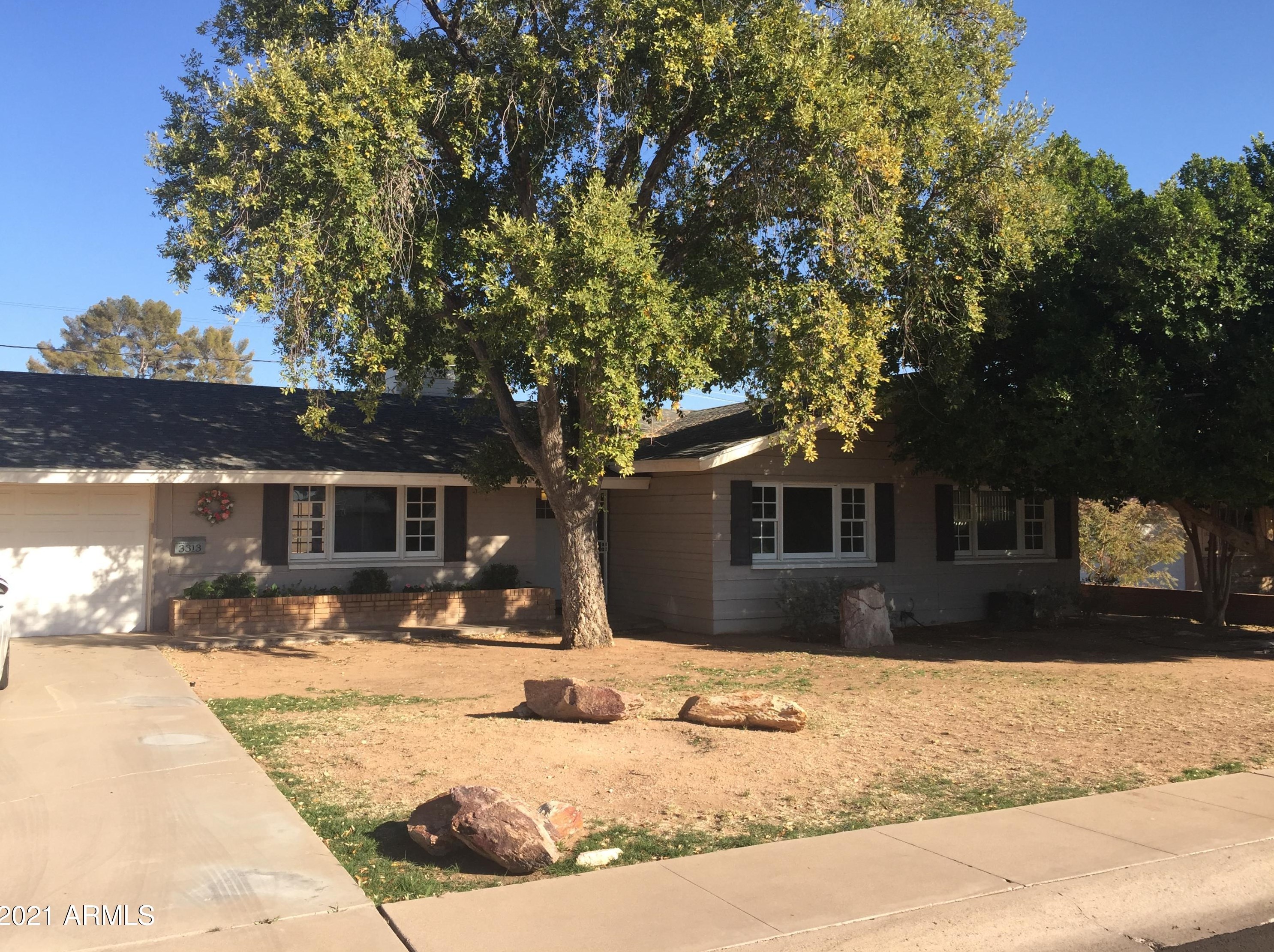 3313 50th Pl, Phoenix AZ  85018-6518 exterior