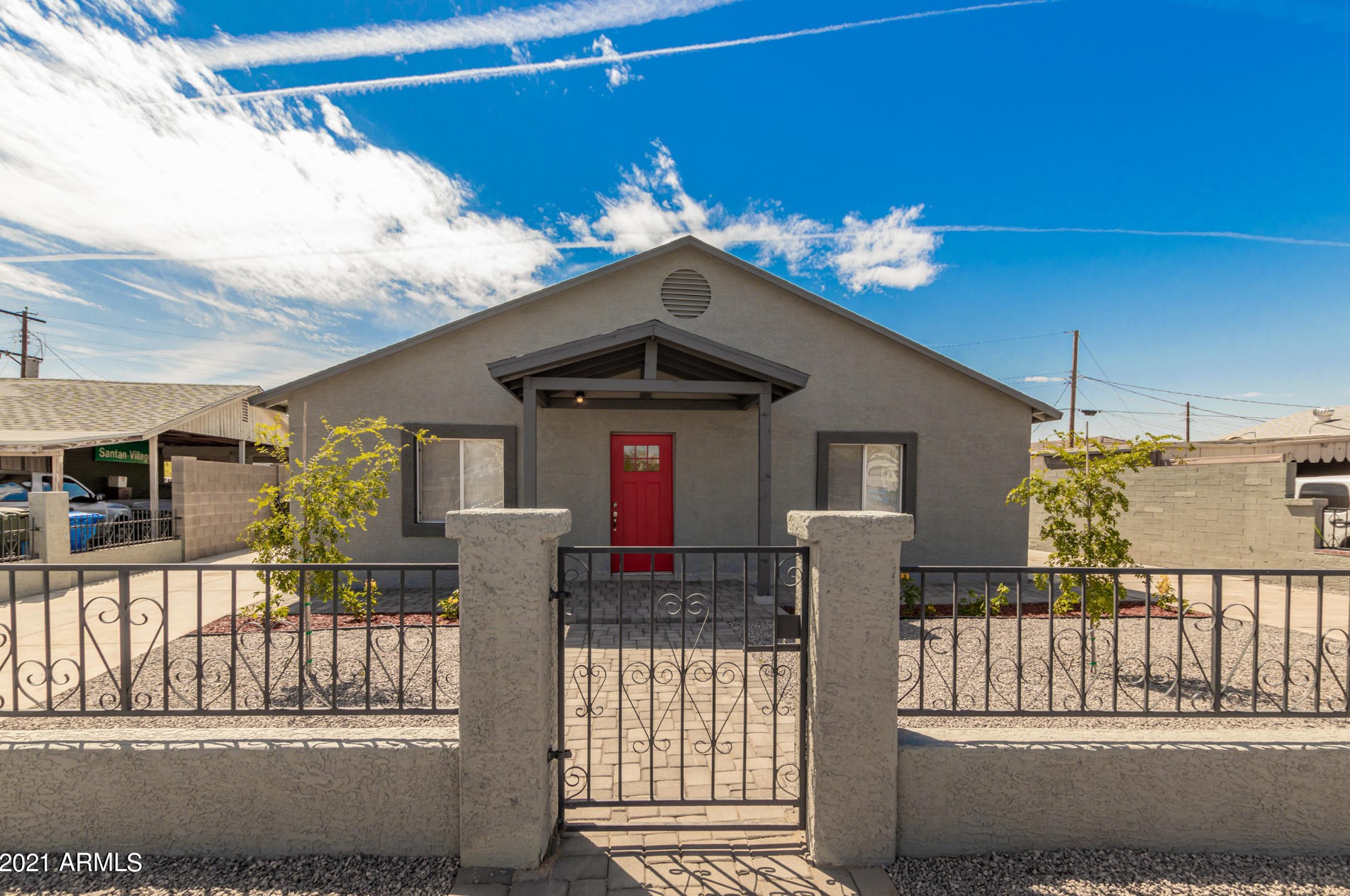 1645 Warner St, Phoenix, AZ 85040-1351