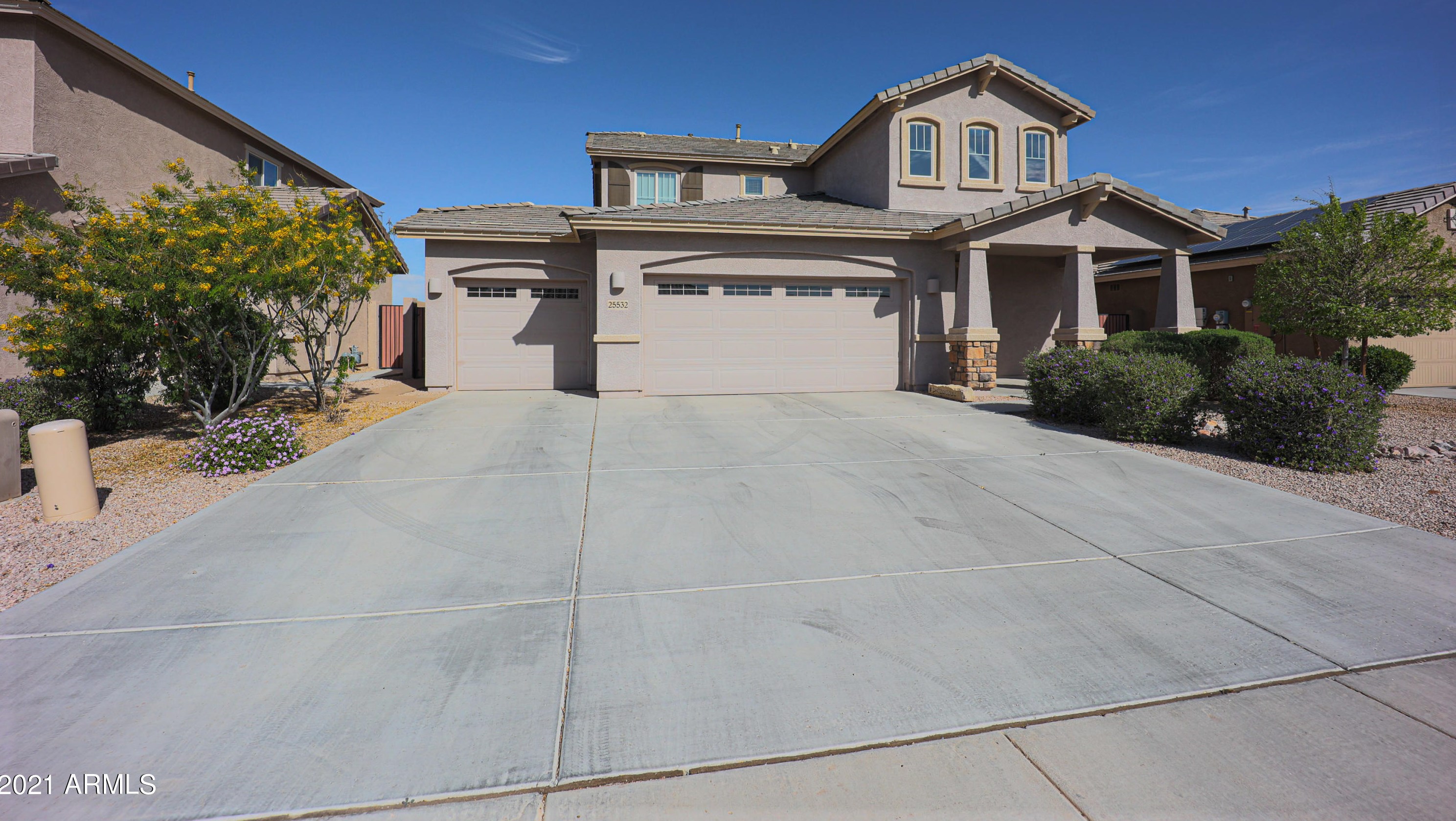 25532 Cinch Dr, Peoria, AZ 85383-3520