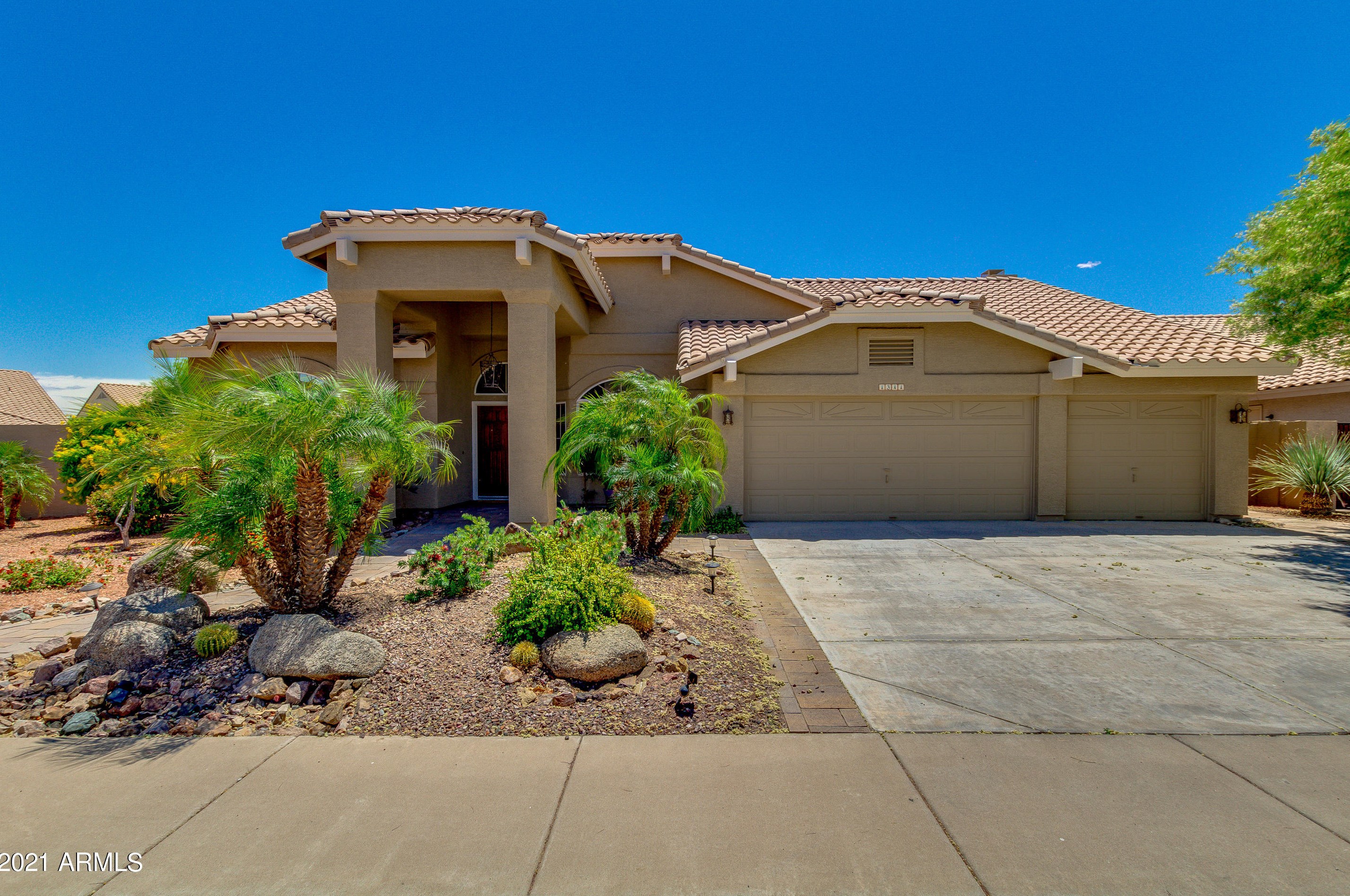 1311 Muirwood Dr, Phoenix AZ  85045-0602 exterior