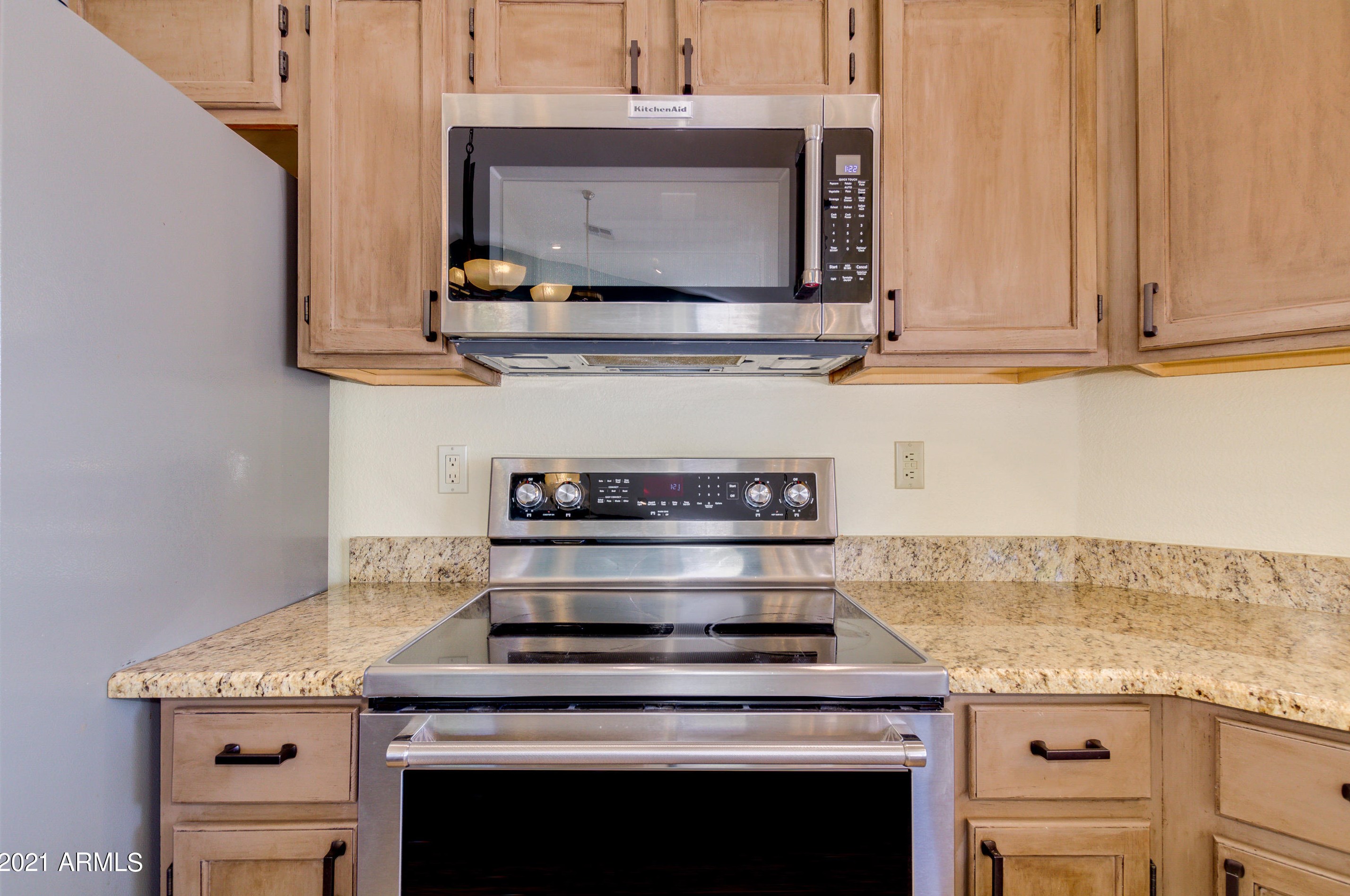 1311 Muirwood Dr, Phoenix AZ  85045-0602 exterior