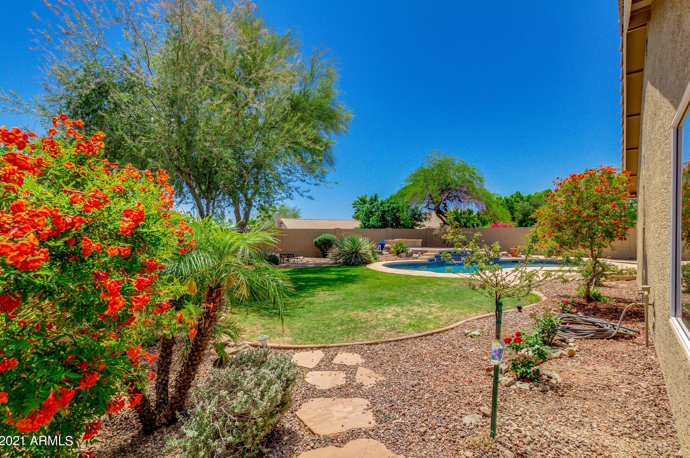 1311 Muirwood Dr, Phoenix AZ  85045-0602 exterior