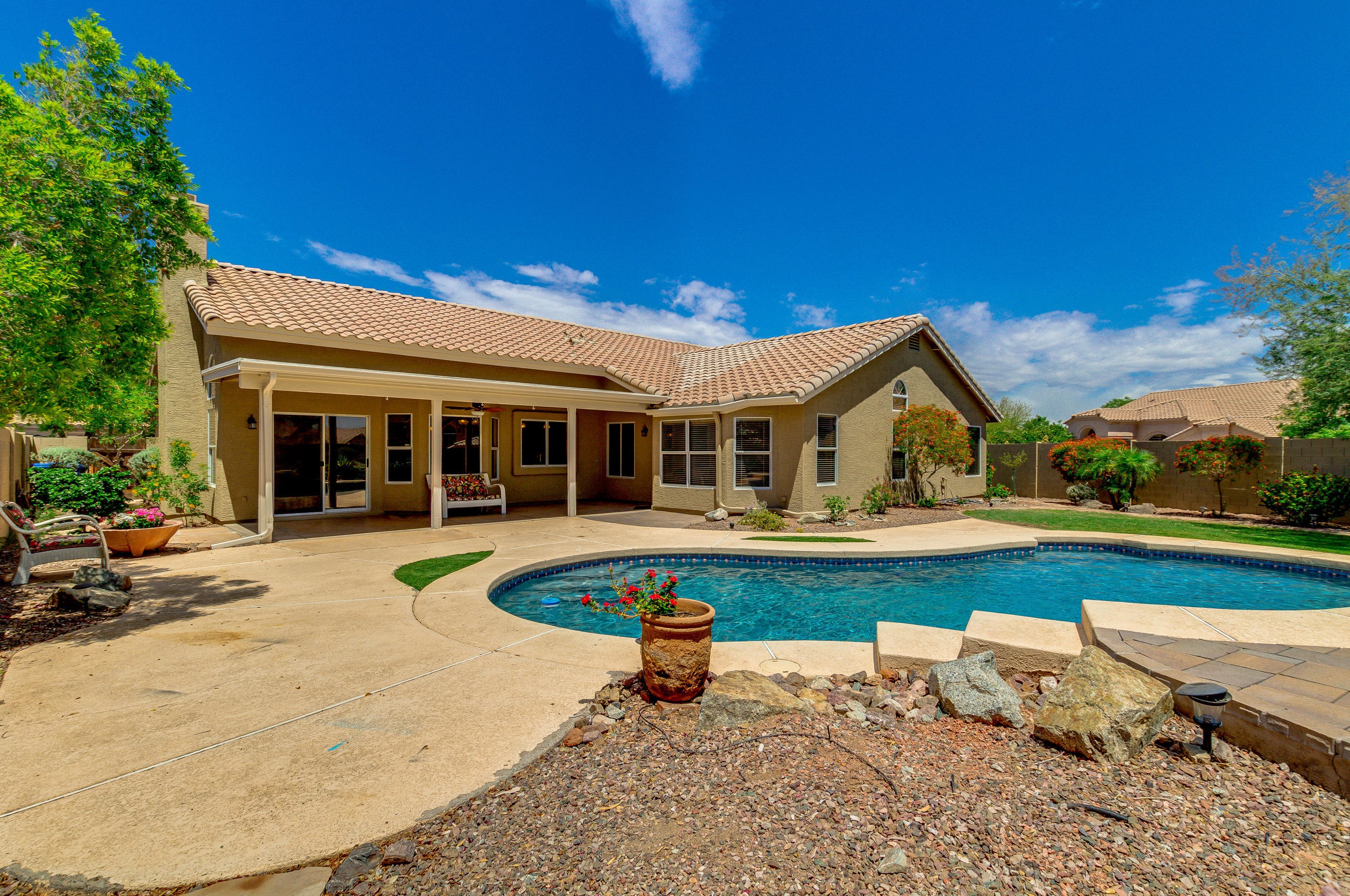 1311 Muirwood Dr, Phoenix AZ  85045-0602 exterior