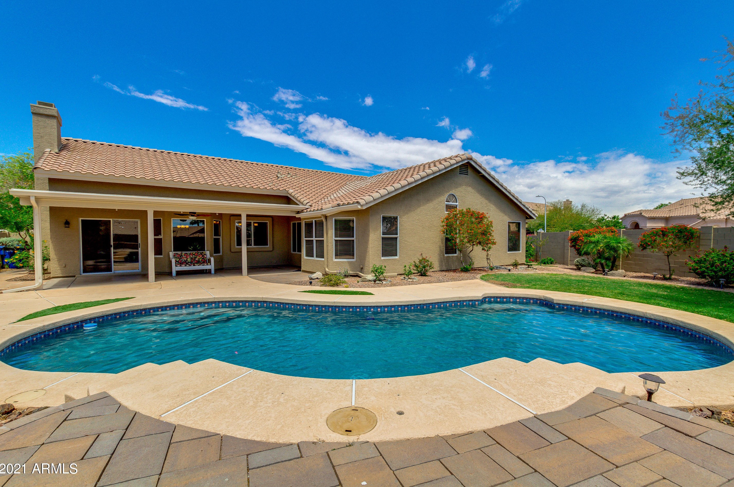 1311 Muirwood Dr, Phoenix AZ  85045-0602 exterior