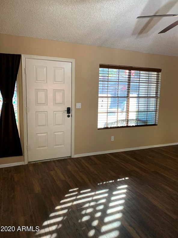 1326 Taro Ln, Phoenix AZ  85024-2390 exterior