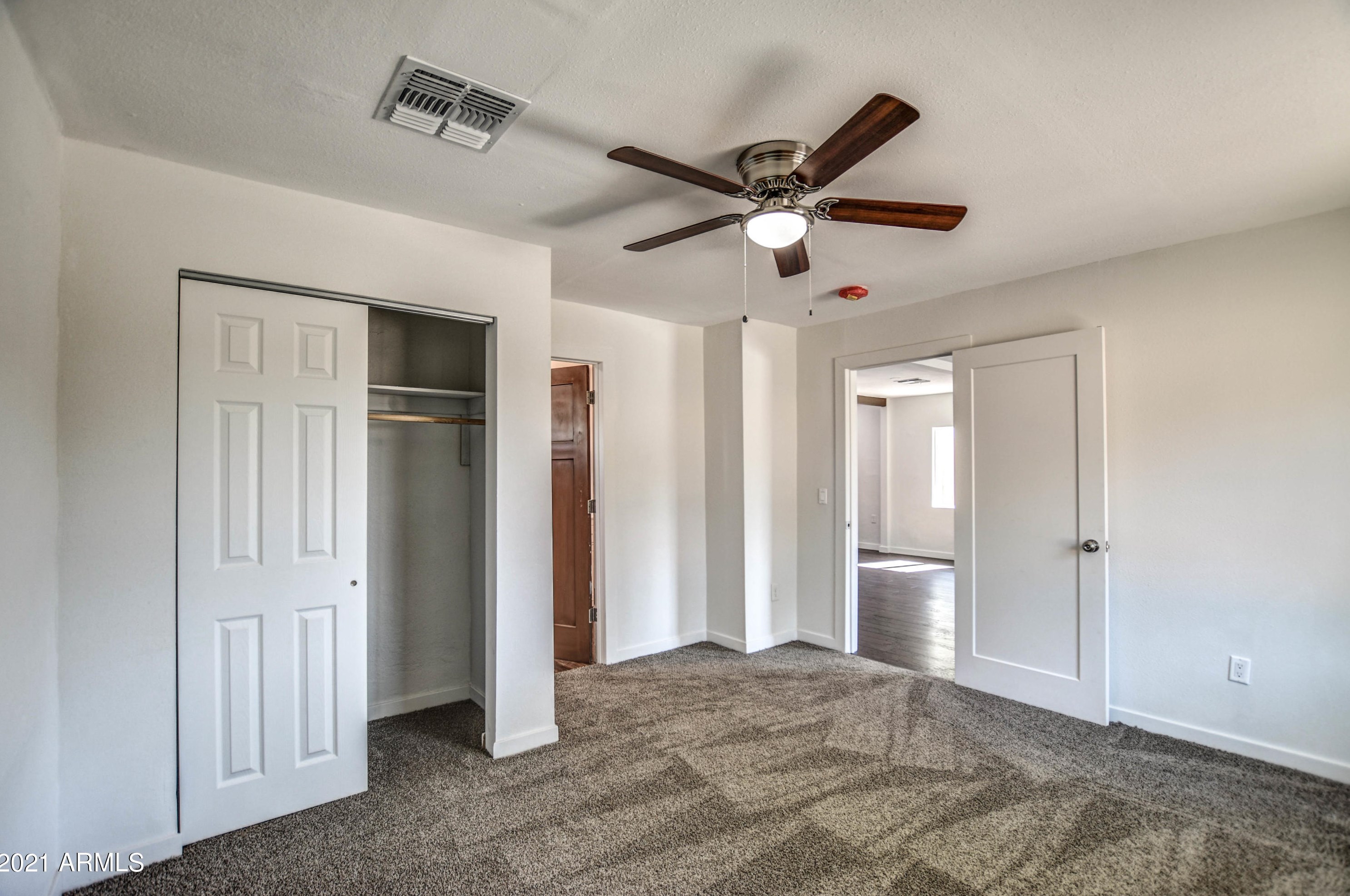 2730 Myrtle Ave, Phoenix AZ  85051-7535 exterior