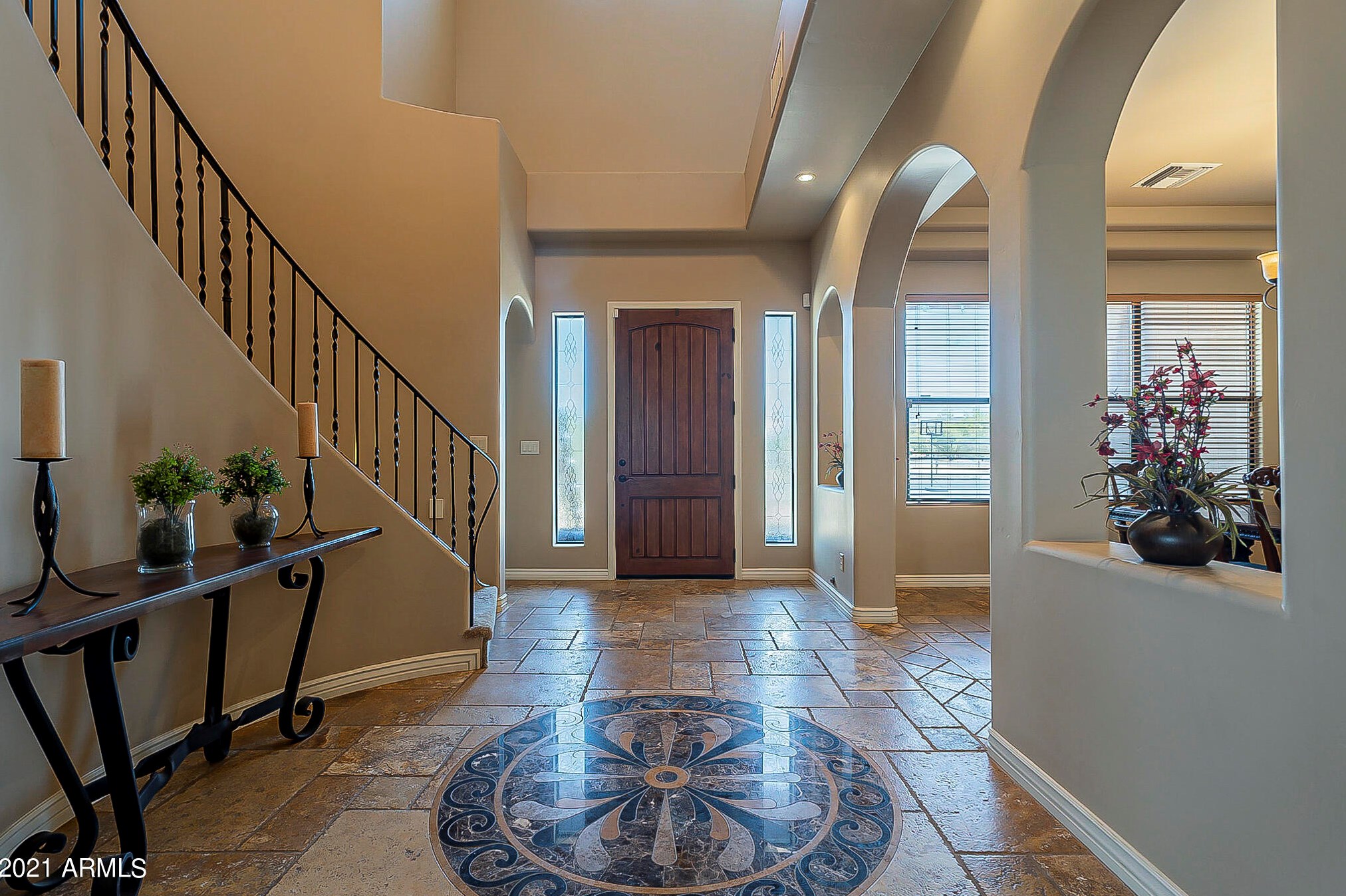 817 Irvine Rd, Phoenix, AZ 85086-8447