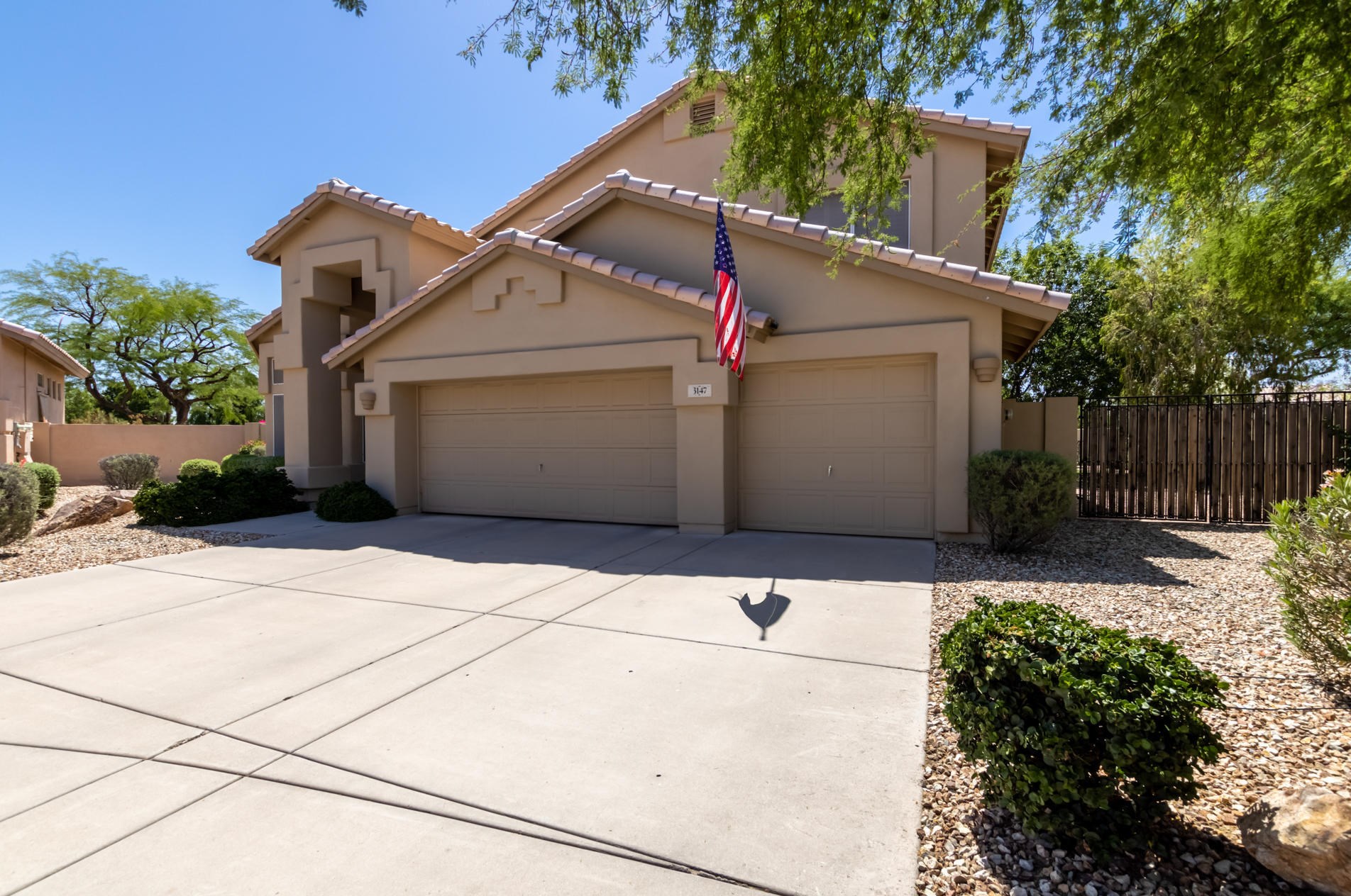 3147 Muirwood Dr, Phoenix, AZ 85048-7769