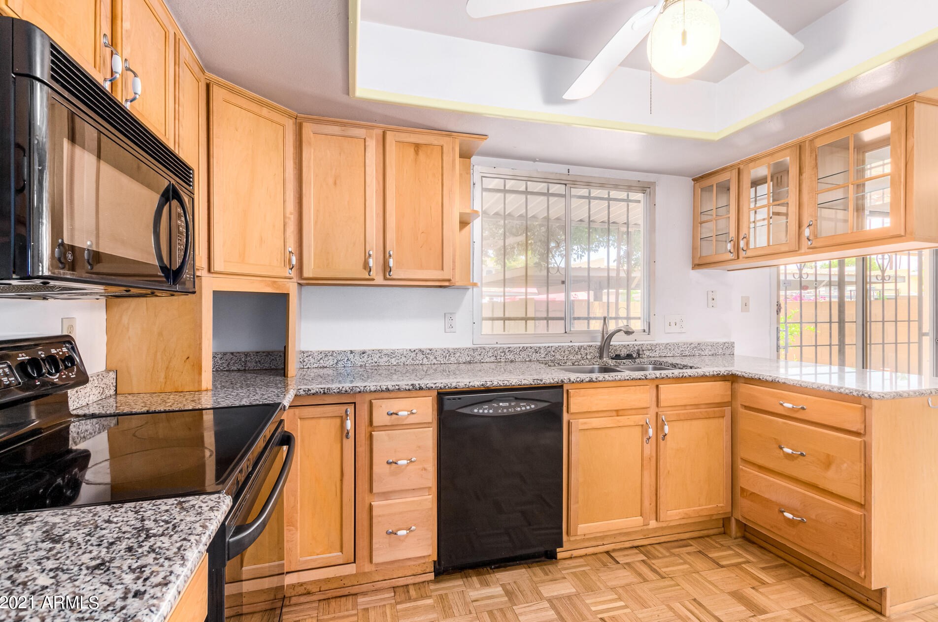 1742 Citrus Way, Phoenix AZ  85015-2075 exterior