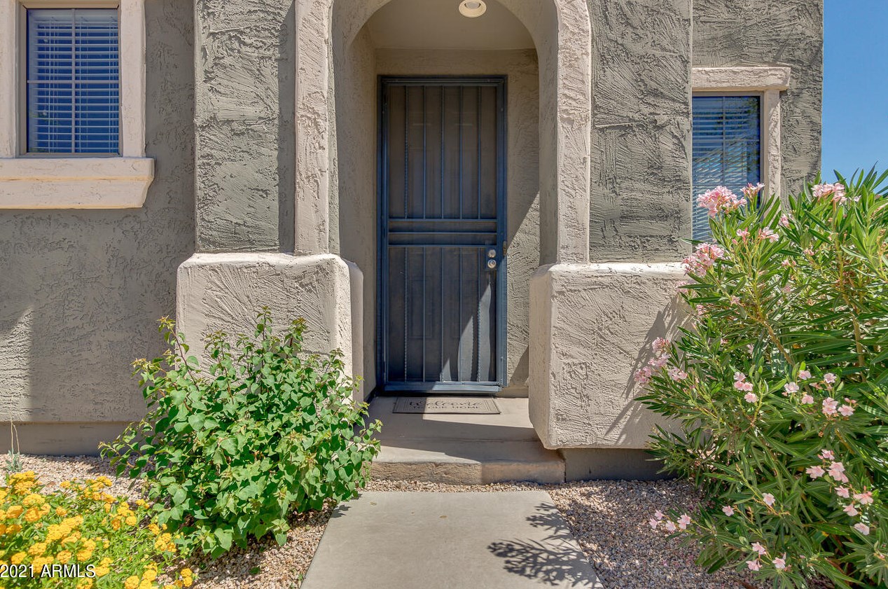 3884 E Palmer St, Gilbert, AZ 85298