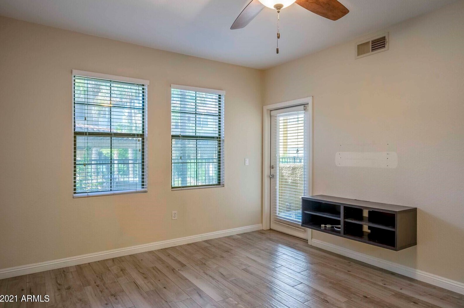 5302 E Van Buren St Unit 1051, Phoenix, AZ 85008