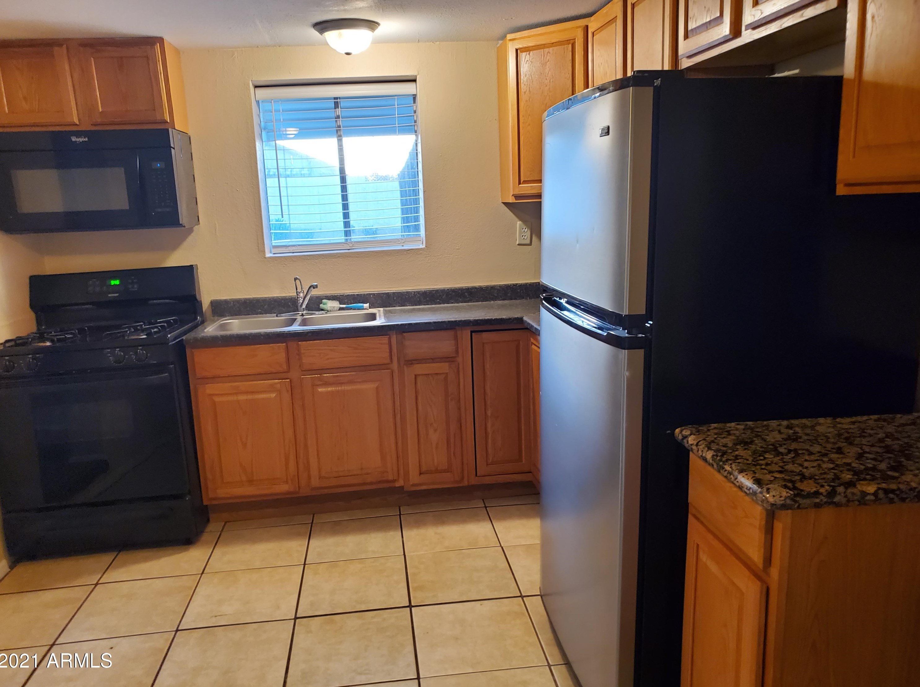 124 W Brooks St, Gilbert, AZ 85233