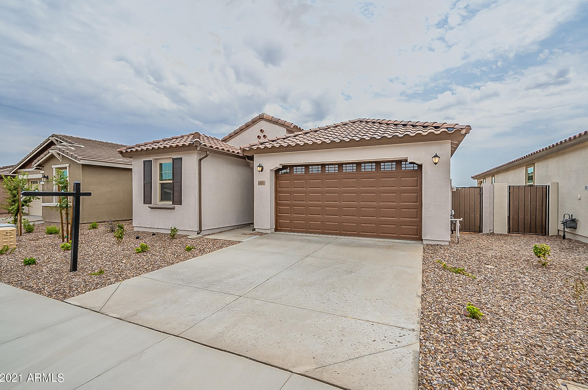 5893 Arizona Pl, Chandler, AZ 85249-1637