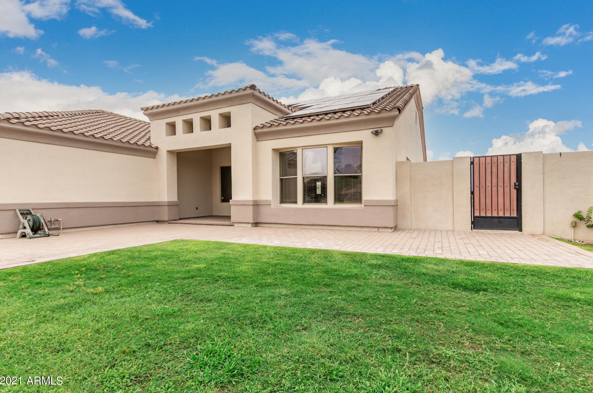 3634 W Morrow Dr, Glendale, AZ 85308