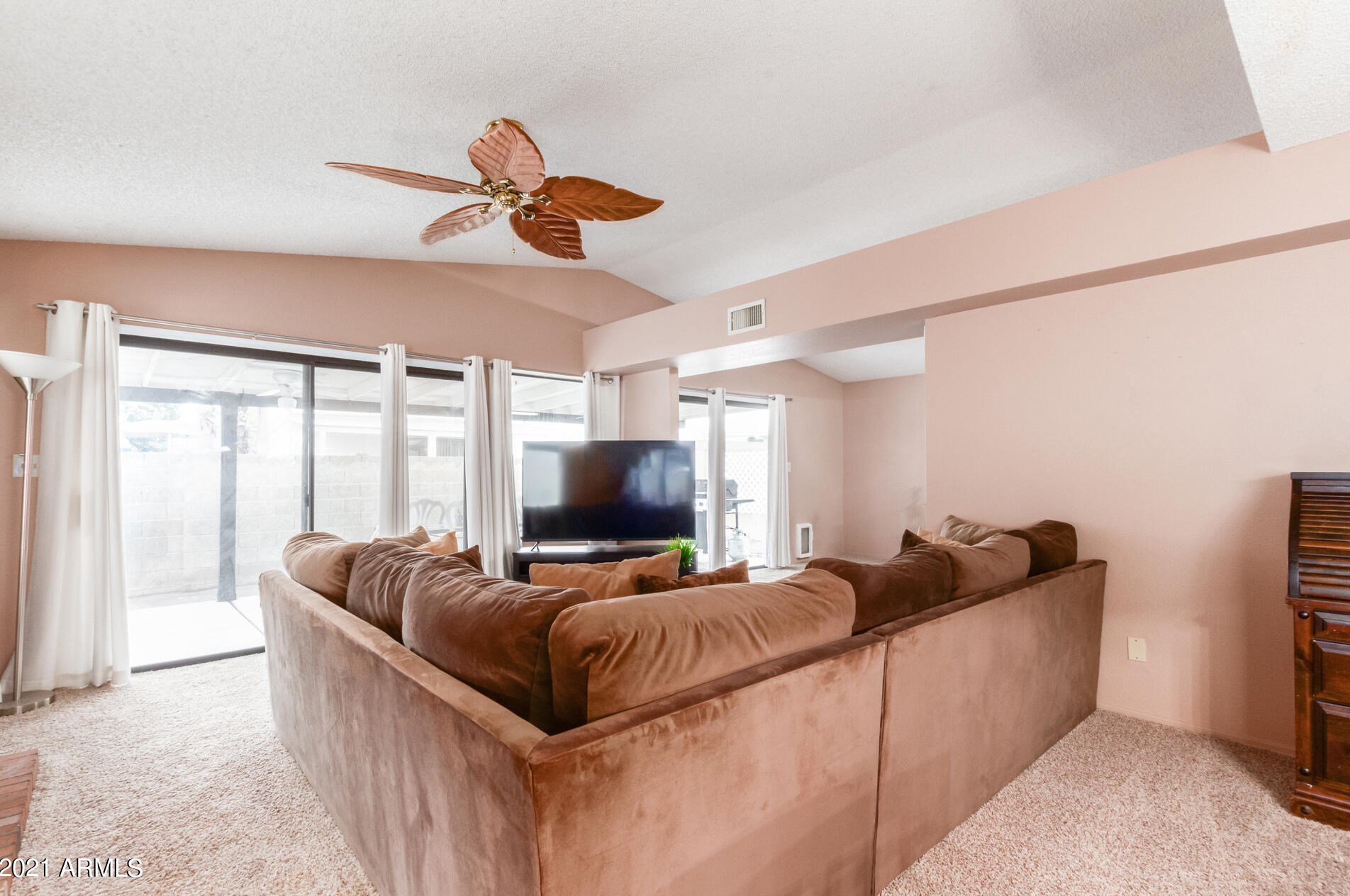 10020 Montecito Ave, Phoenix AZ  85037-5613 exterior