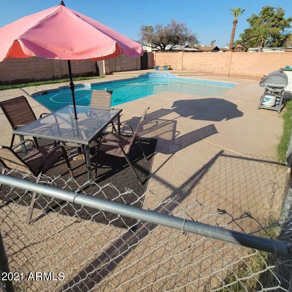 3848 Garden Dr, Phoenix AZ  85029-3138 exterior