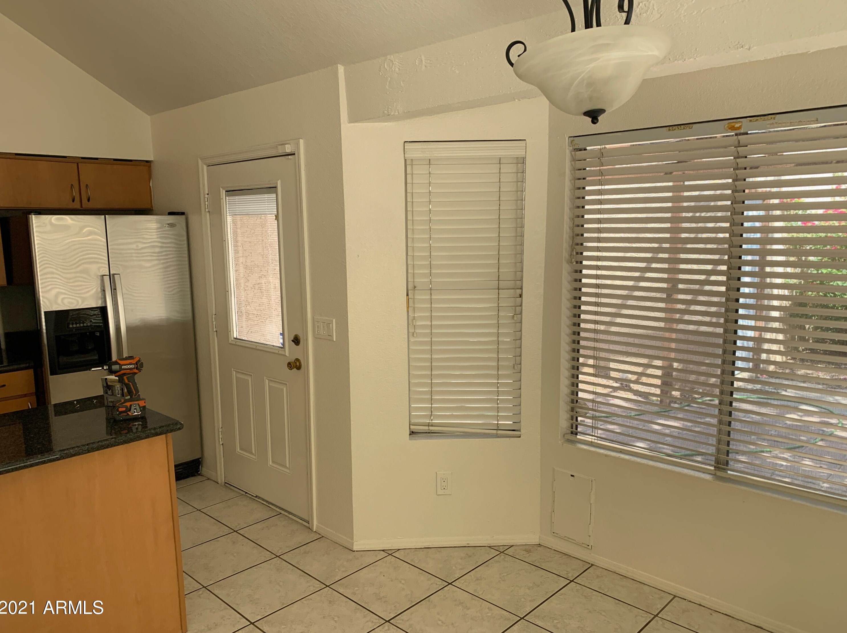 1806 E Citation Ln, Tempe, AZ 85284