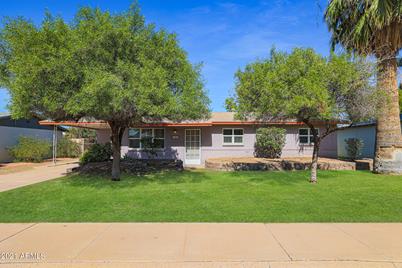 1052 W Elna Rae Street - Photo 1