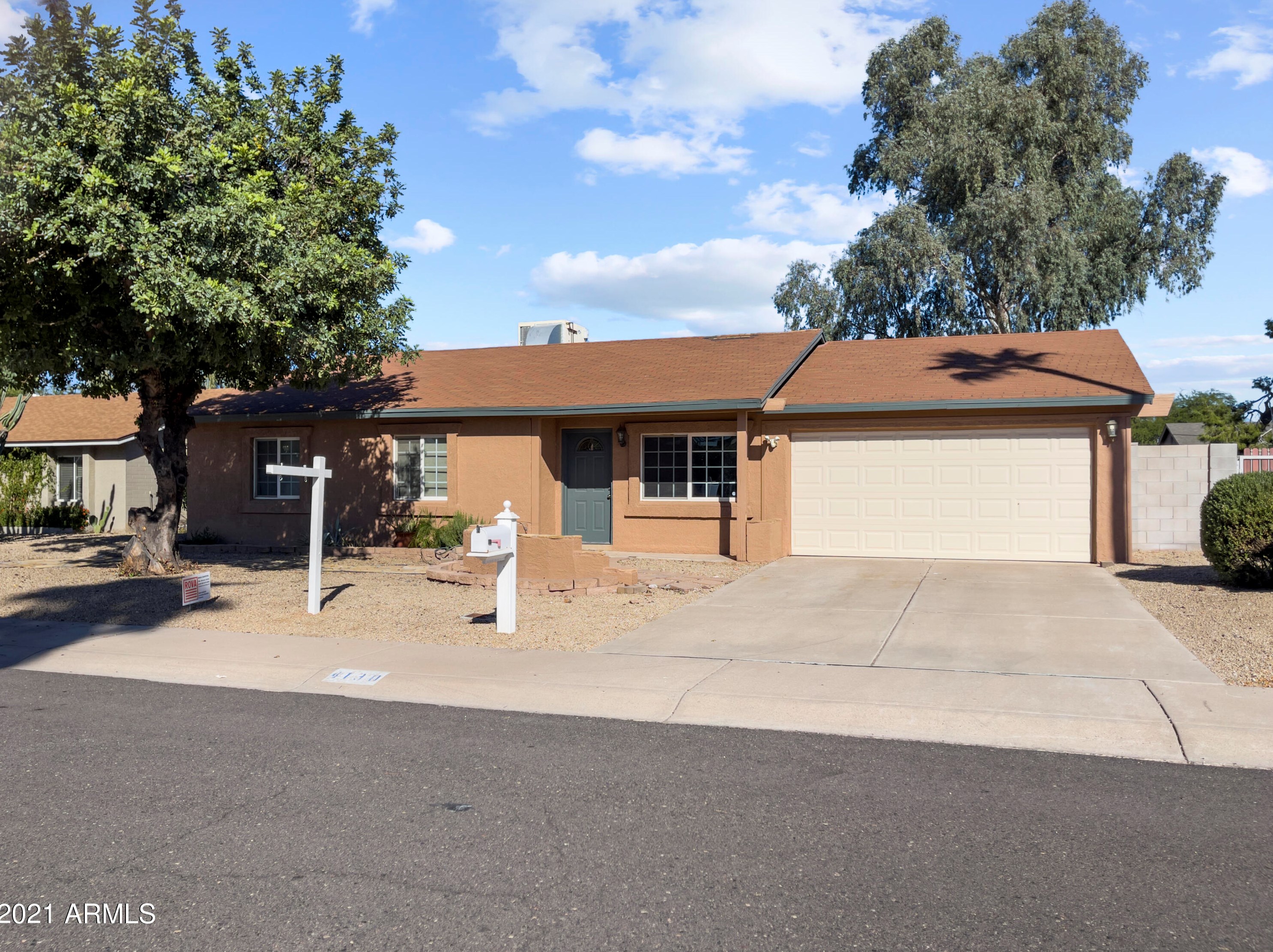 4130 Hartford Ave, Phoenix, AZ 85032-2223