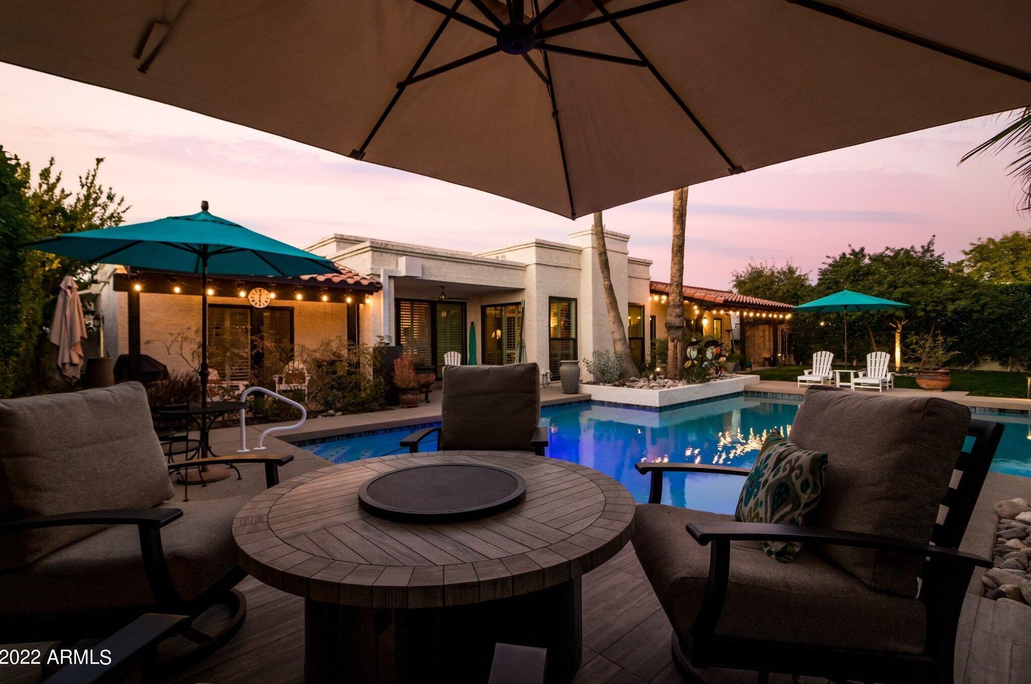 2551 Missouri Ave, Phoenix AZ 85019-4545 exterior