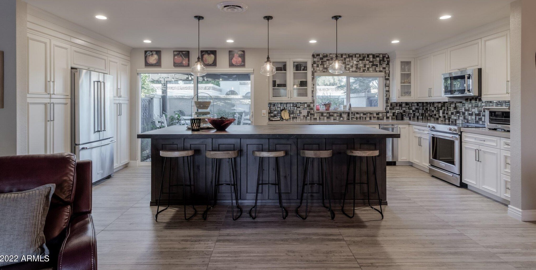 2551 Missouri Ave, Phoenix AZ 85019-4545 exterior