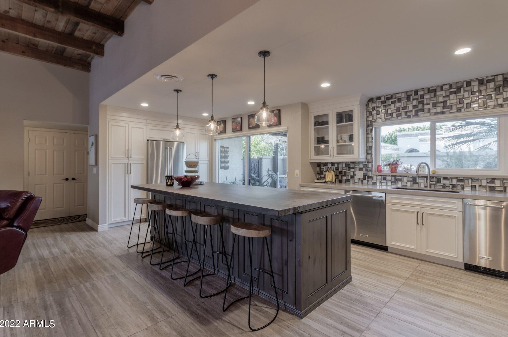 2551 Missouri Ave, Phoenix AZ 85019-4545 exterior