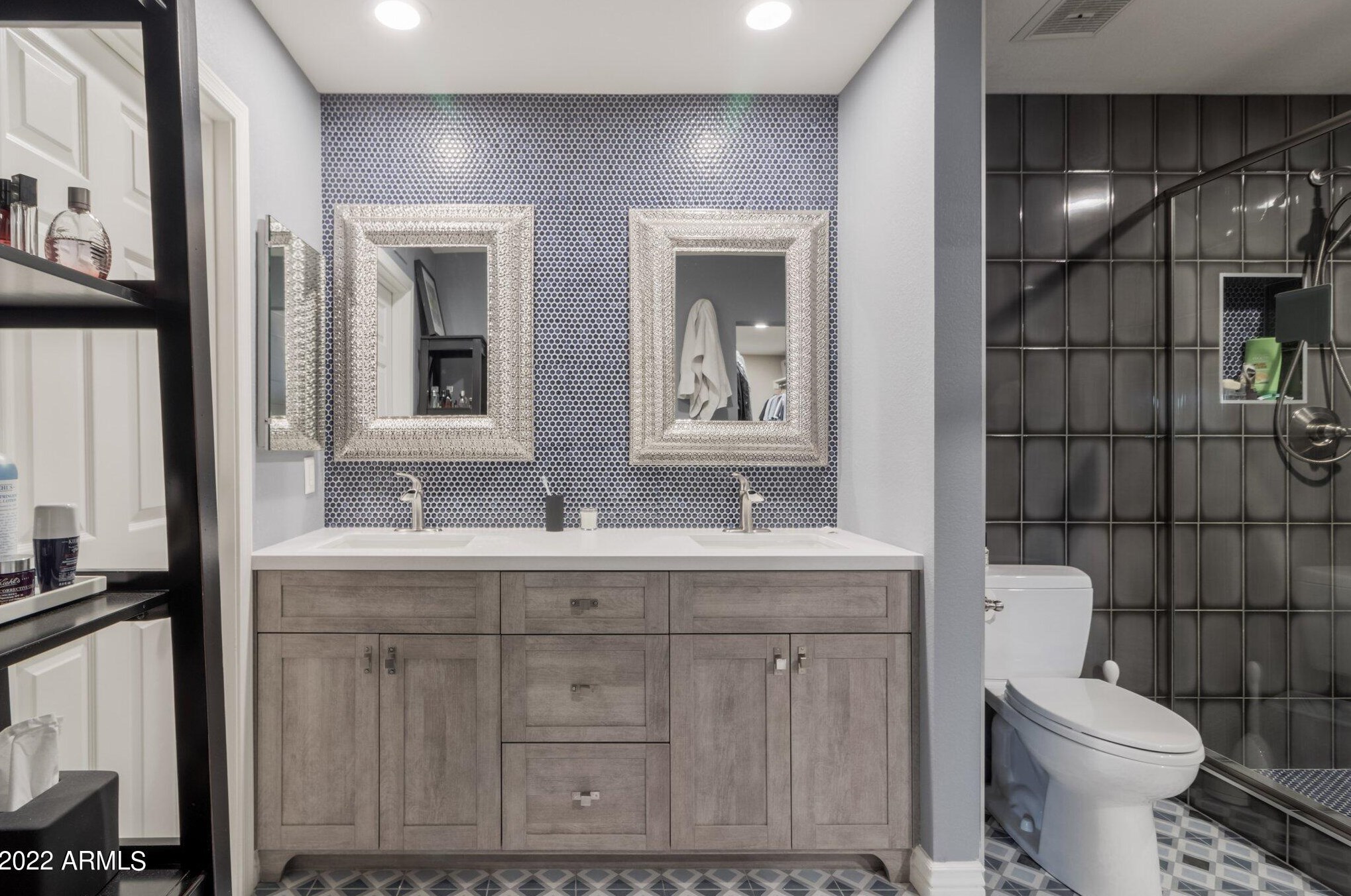 2551 Missouri Ave, Phoenix AZ 85019-4545 exterior