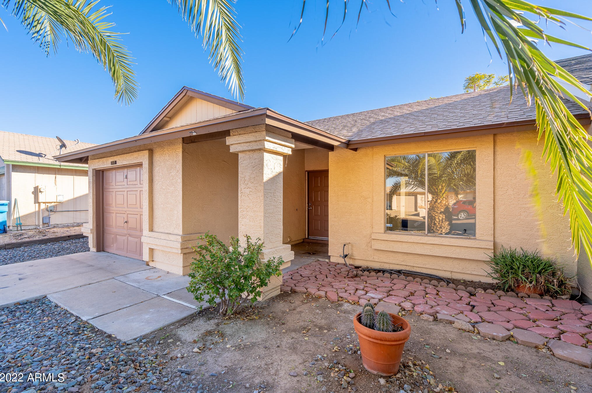 3017 Tonopah Dr, Phoenix, AZ 85027-3121